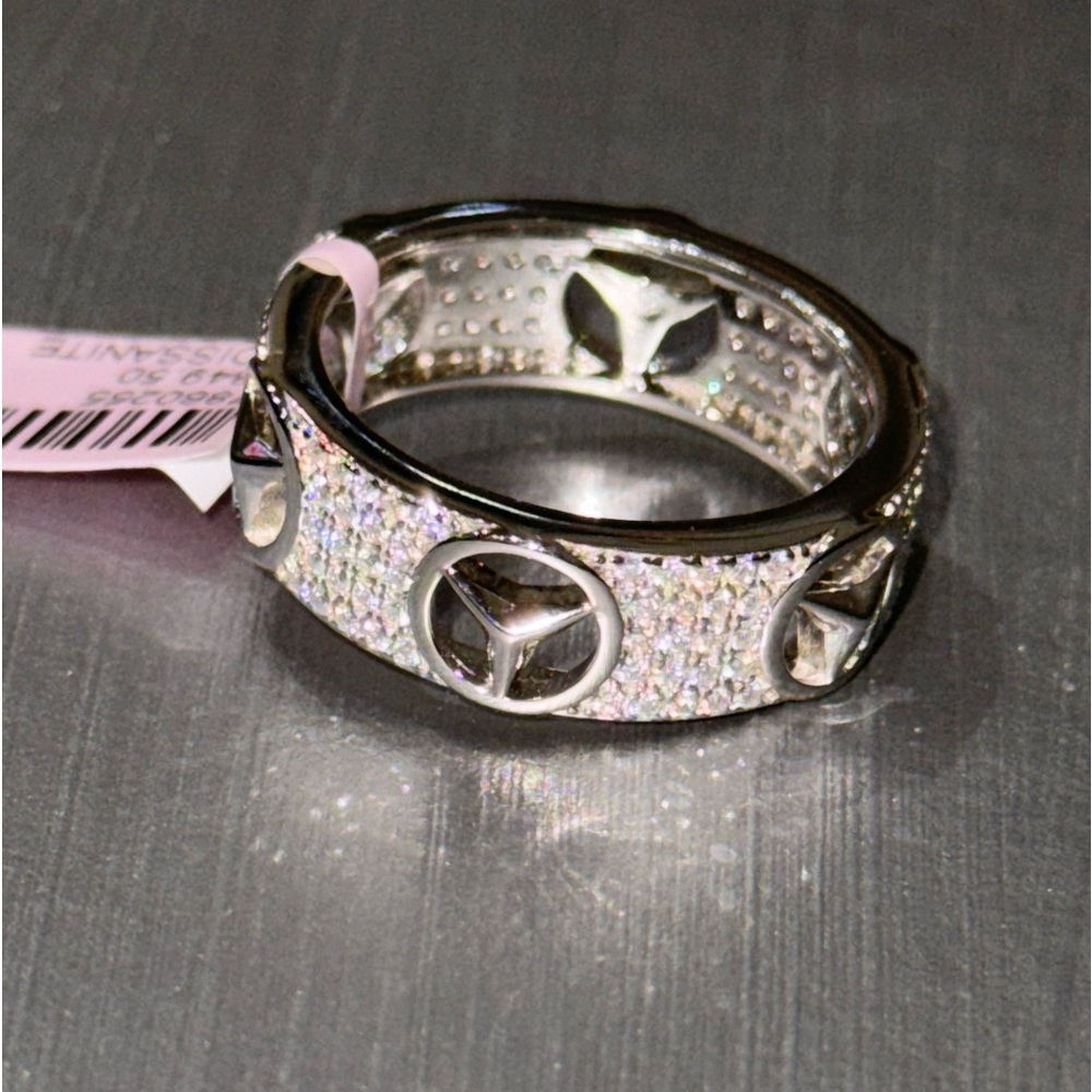 14k white gold vermeil Mercedes Benz VVS GRA certified moissanite diamond ring